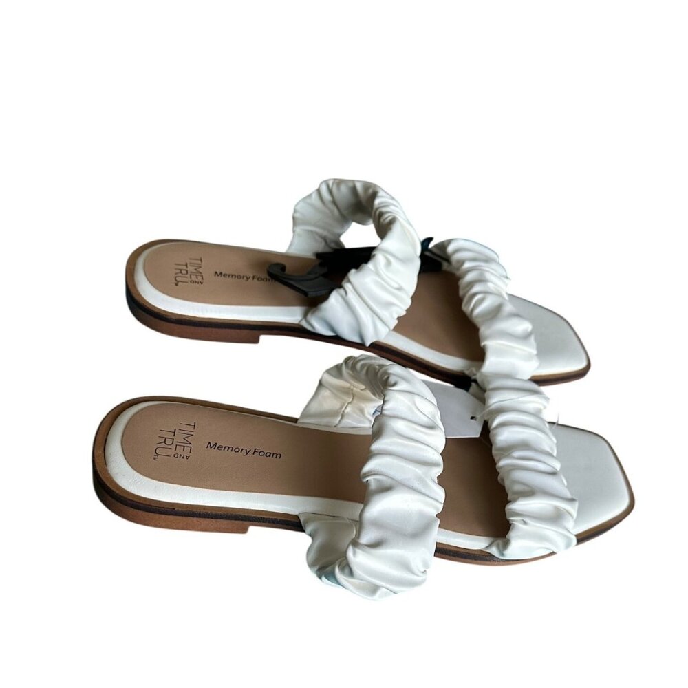 Time And Tru Womens White Ruched Memory Foam Sandals Size 8